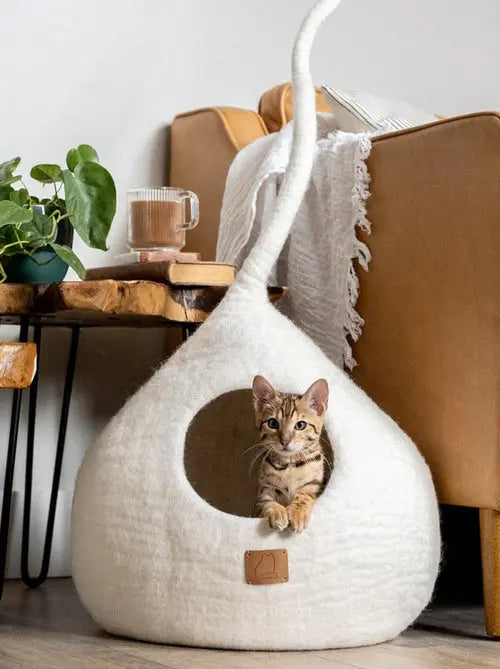 Deluxe Handcrafted Felt Cat Cave With Tail - Spacious & Stylish Beige Tethys