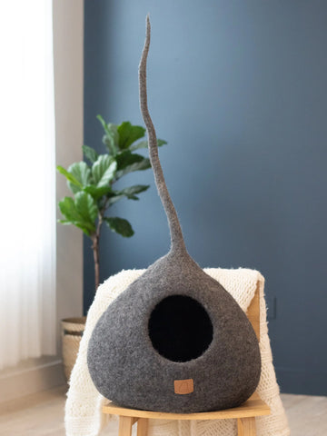 Deluxe Handcrafted Felt Cat Cave With Tail - Spacious & Stylish Beige Tethys