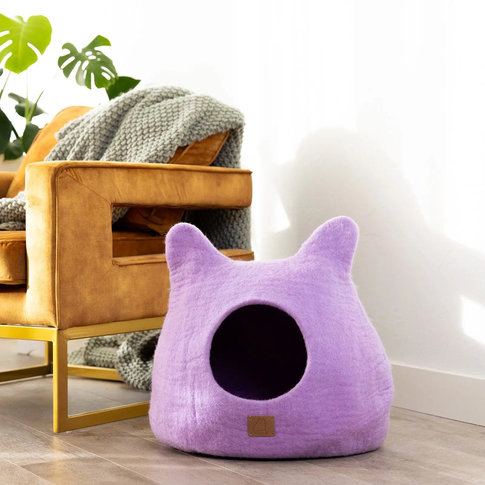 Whimsical Cat Ear Cave Bed - Felted Wool Hideout for Playful Kitties - Beige Tethys