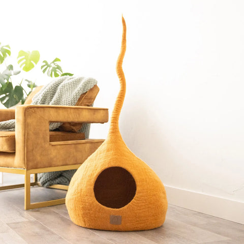 Deluxe Handcrafted Felt Cat Cave With Tail - Spacious & Stylish Beige Tethys