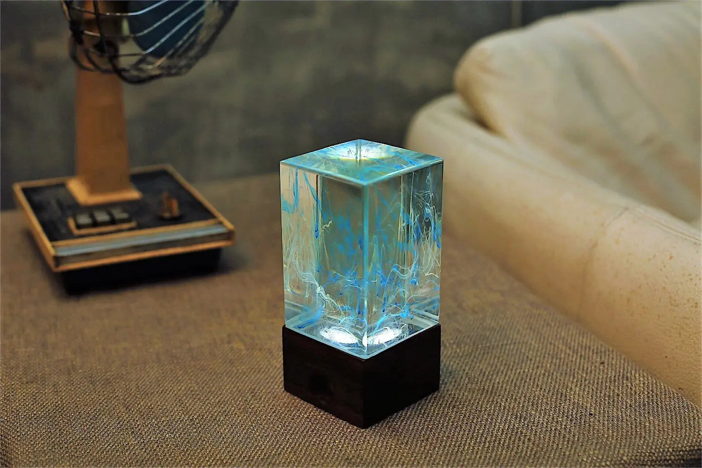 Resin table decor - Ocean Sangria Apricot