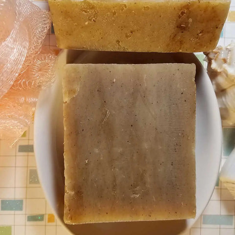 Amber Musk Handmade Soap Black Oliver